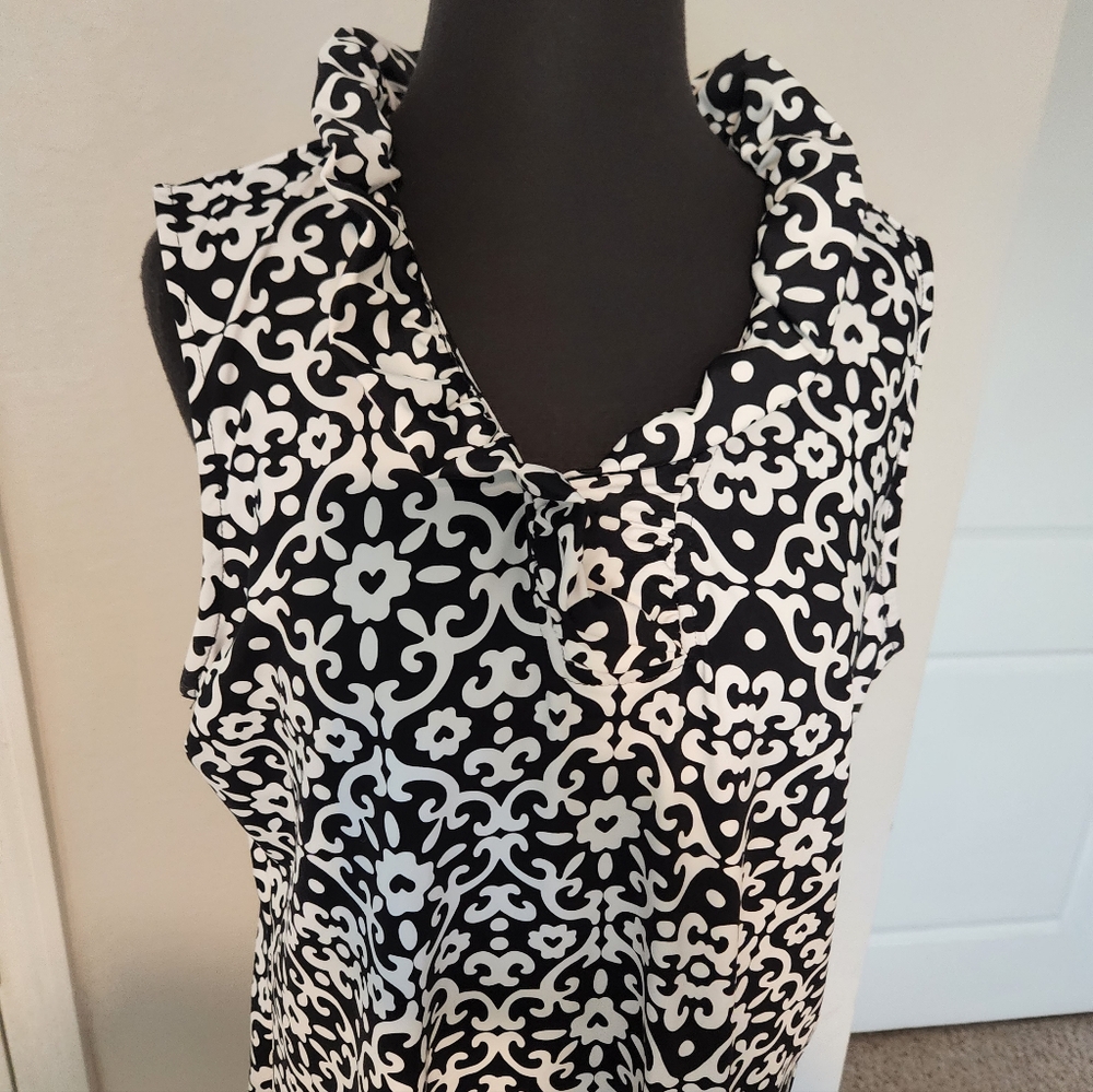 Lulu-B Black and White Patterned Blouse - Picture 3 of 7